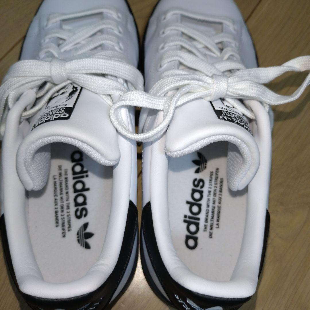新品　adidas スタンスミス ホワイト/ブラック