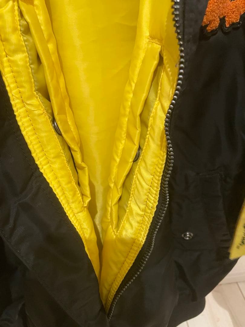 シンプソンズ　ジャケット　アウター