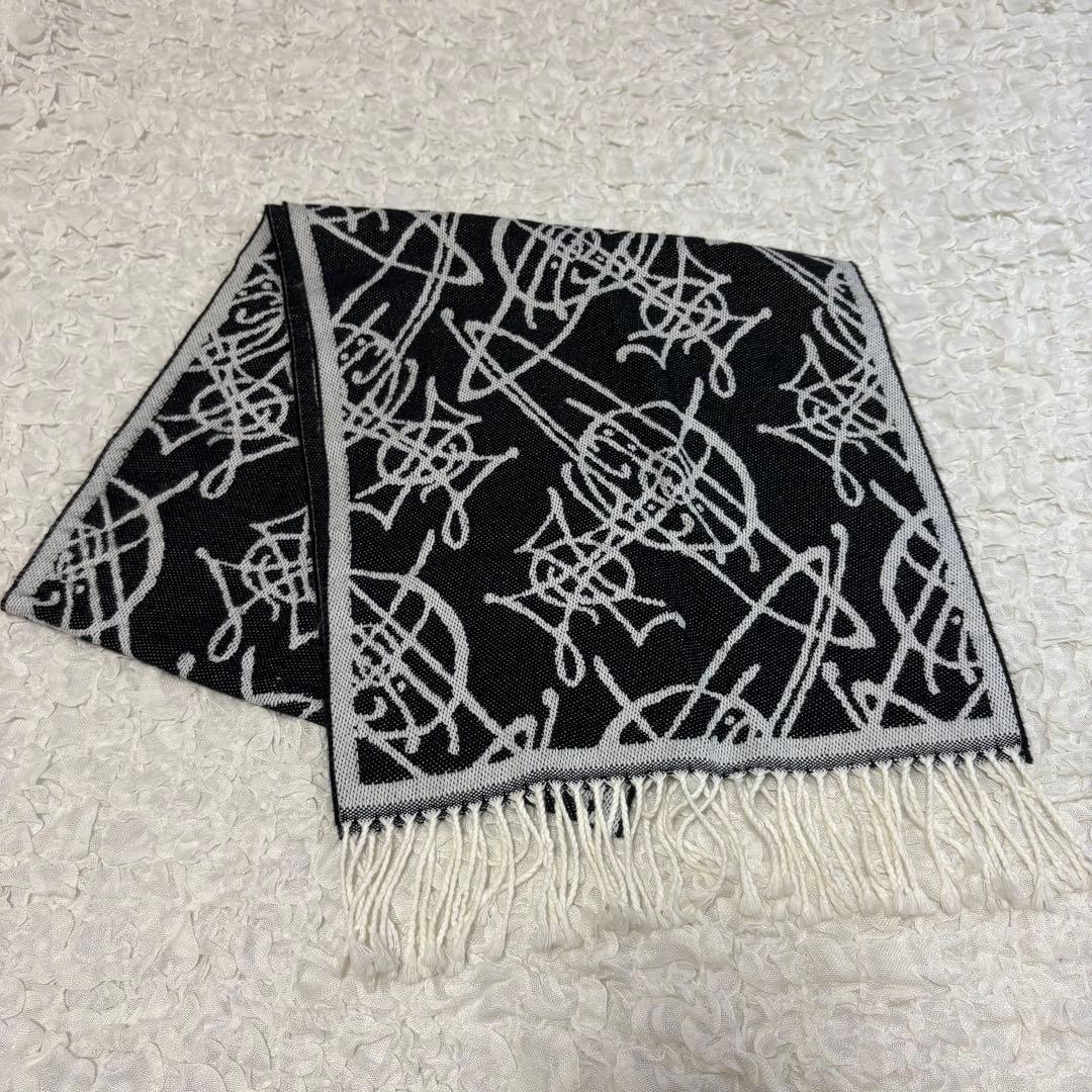 美品　Vivienne Westwood イタリア製 オーブ総柄マフラー