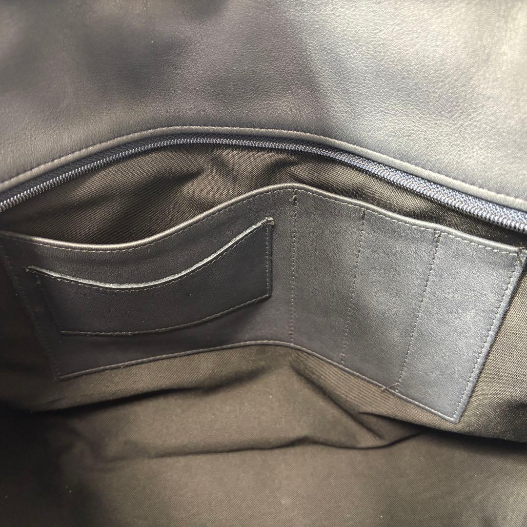 オールドコーチ　大容量　肩掛け可能　A4可能　ネイビー　ビジネストートバッグ.