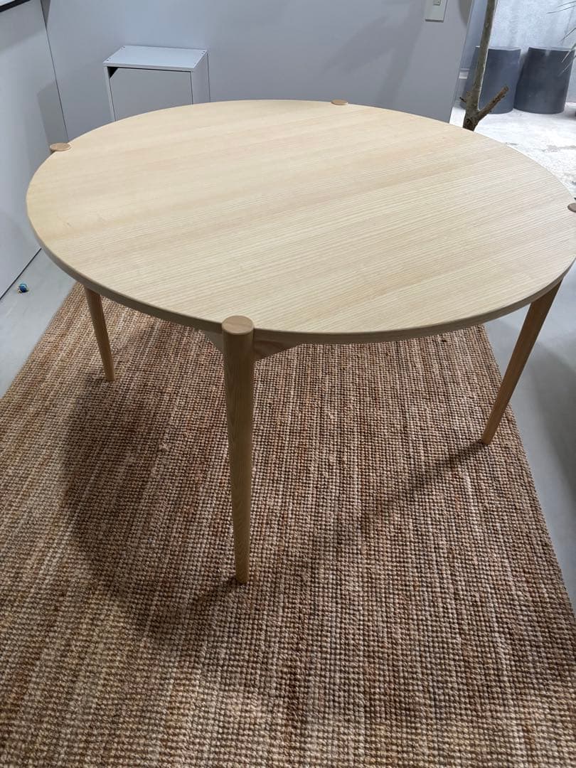 さらにお値下げ‼️IDEEダイニングラウンドテーブル　美品！