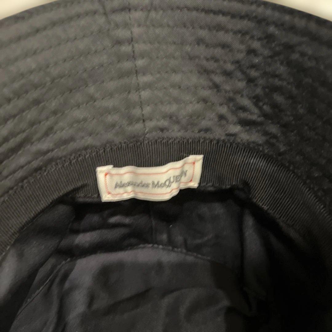 Alexander McQueen ブラック バケットハット