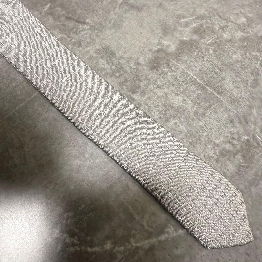 HERMES エルメス ネクタイ シルバー ファソネ H柄 定番 王道 結婚式