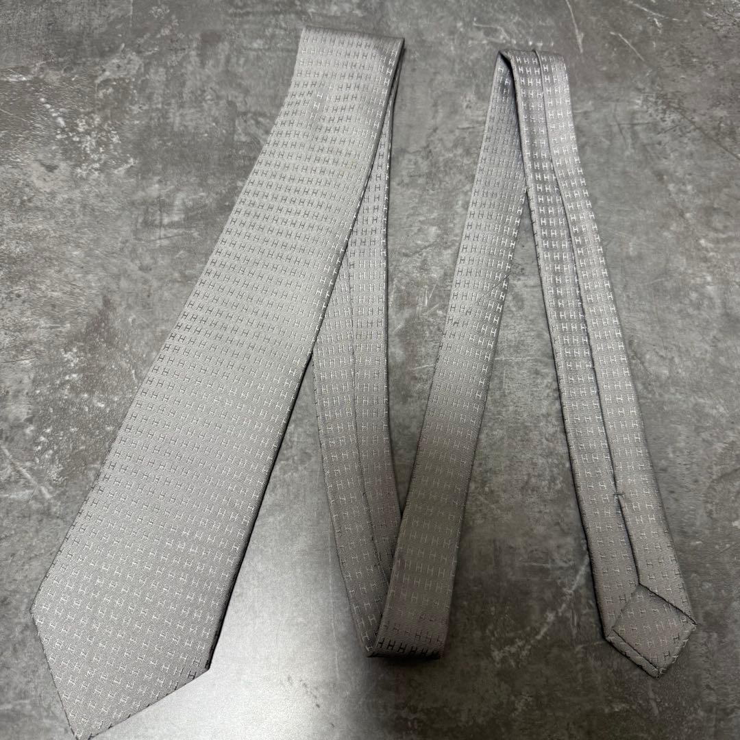 HERMES エルメス ネクタイ シルバー ファソネ H柄 定番 王道 結婚式