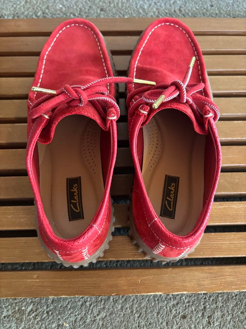 Clarksクラークス　トーヒル レッド