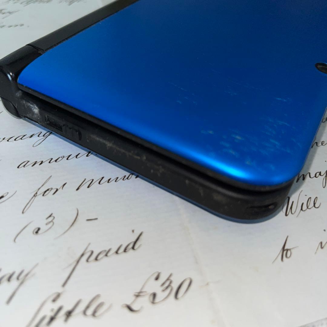 ニンテンドー3DS LL ブルー×ブラック　箱付き　取り扱い説明書あり　任天堂