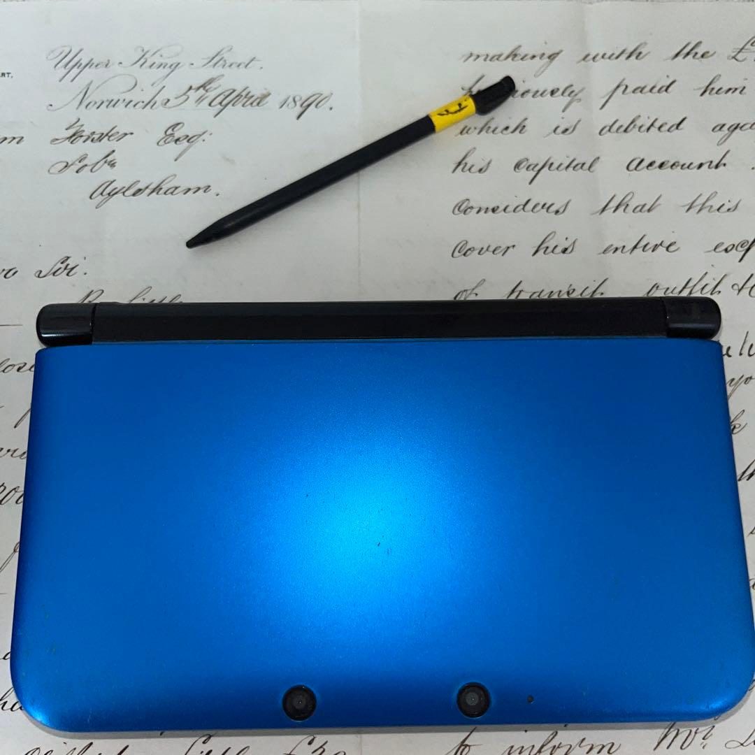 ニンテンドー3DS LL ブルー×ブラック　箱付き　取り扱い説明書あり　任天堂