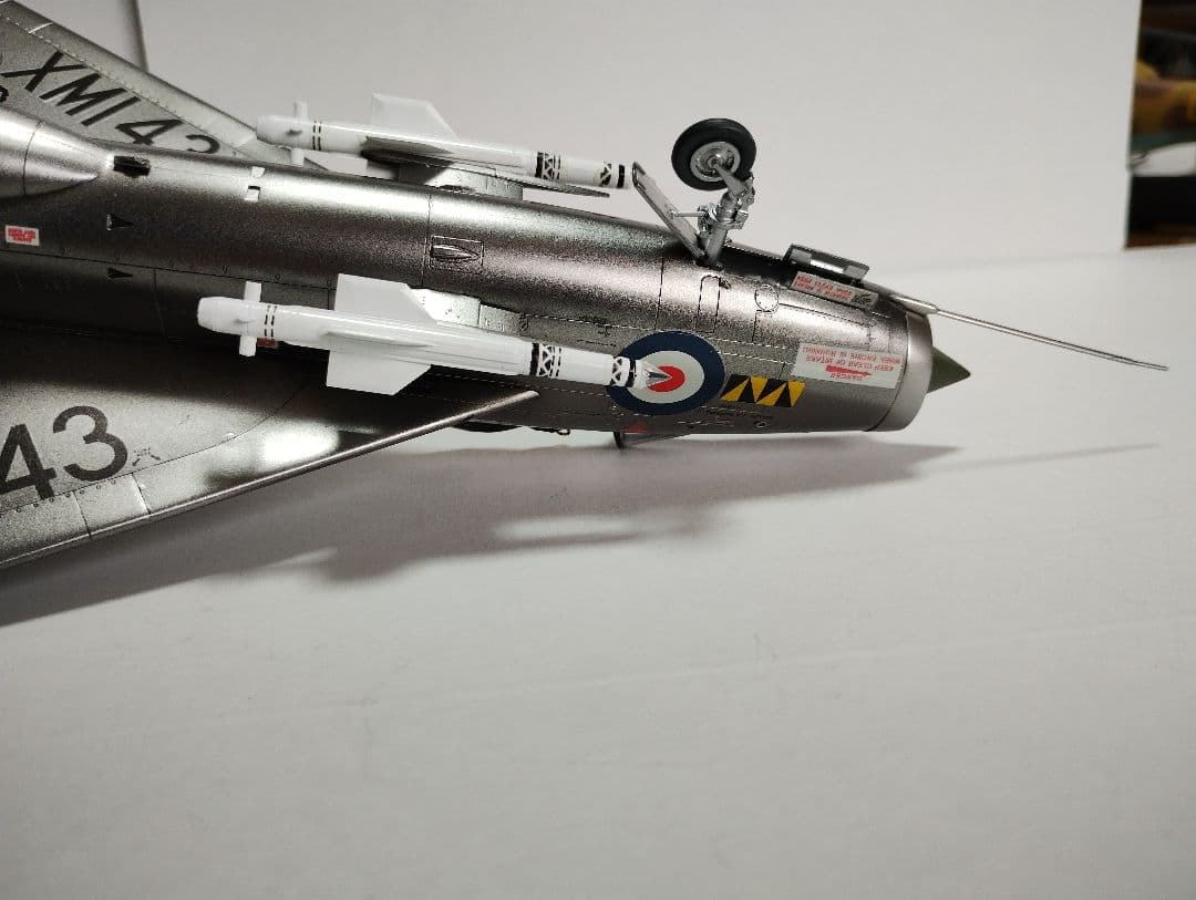 プラモデル完成機　1/48　E.E.ライトニングF1