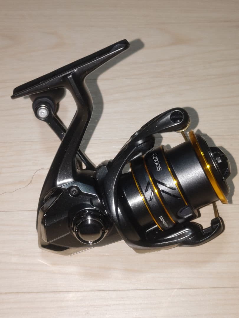 中古美品　シマノ 21 ソアレXR C2500S