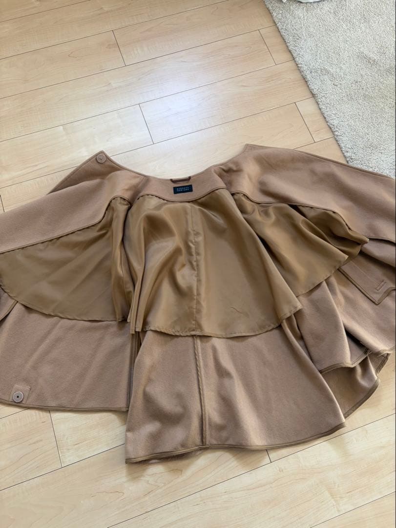 BARNEY'S NEW YORK ベージュ コート カシミヤ100%