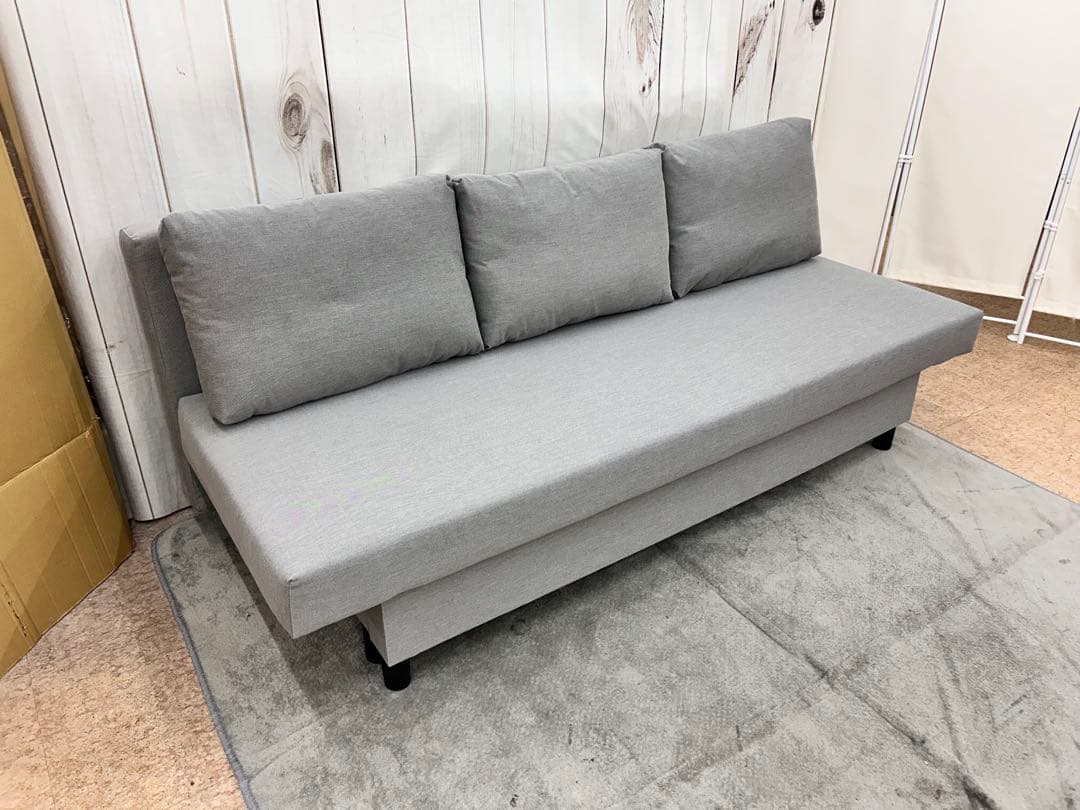 IKEA エルヴダレン　３人掛けソファベッド