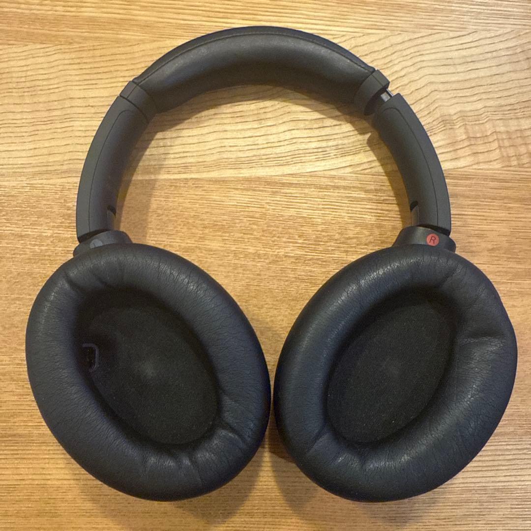 SONY ワイヤレスヘッドホン ブラック　WH-1000XM4