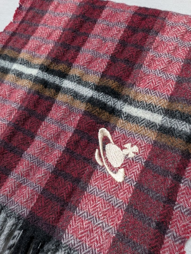 超美品ꕤ【Vivienne Westwood】オーブ刺繍チェック柄マフラー
