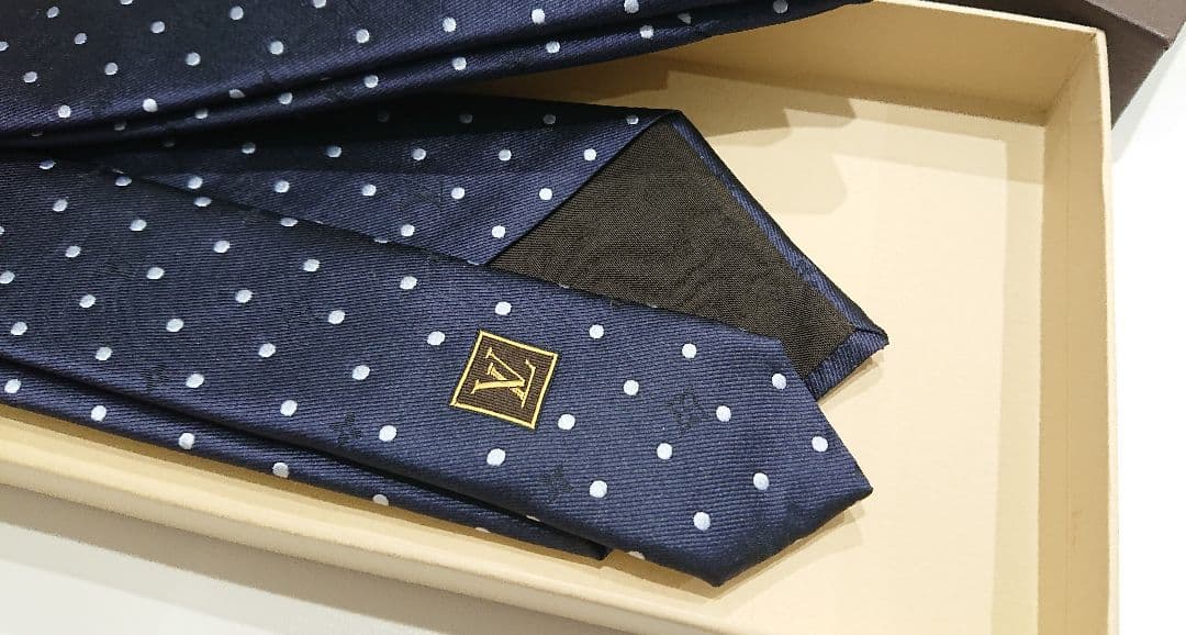 直子 Louis Vuitton アイスブルードット ネクタイ ネイビー