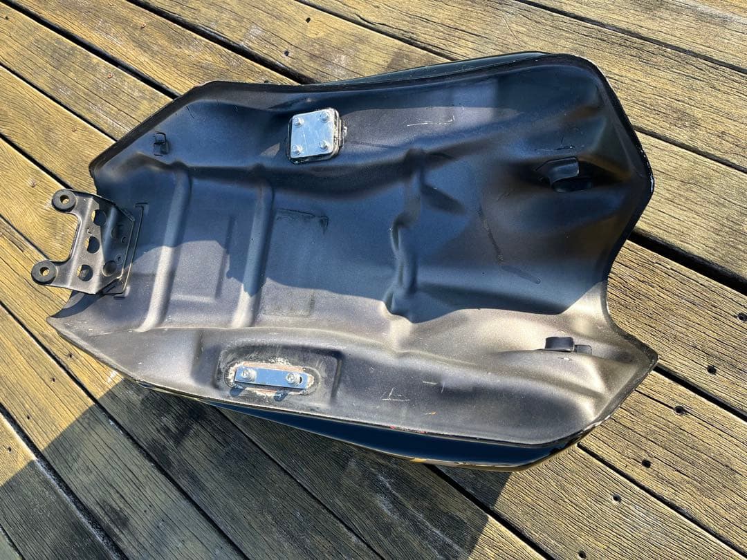 gpz900r Kawasaki 燃料タンク 黒