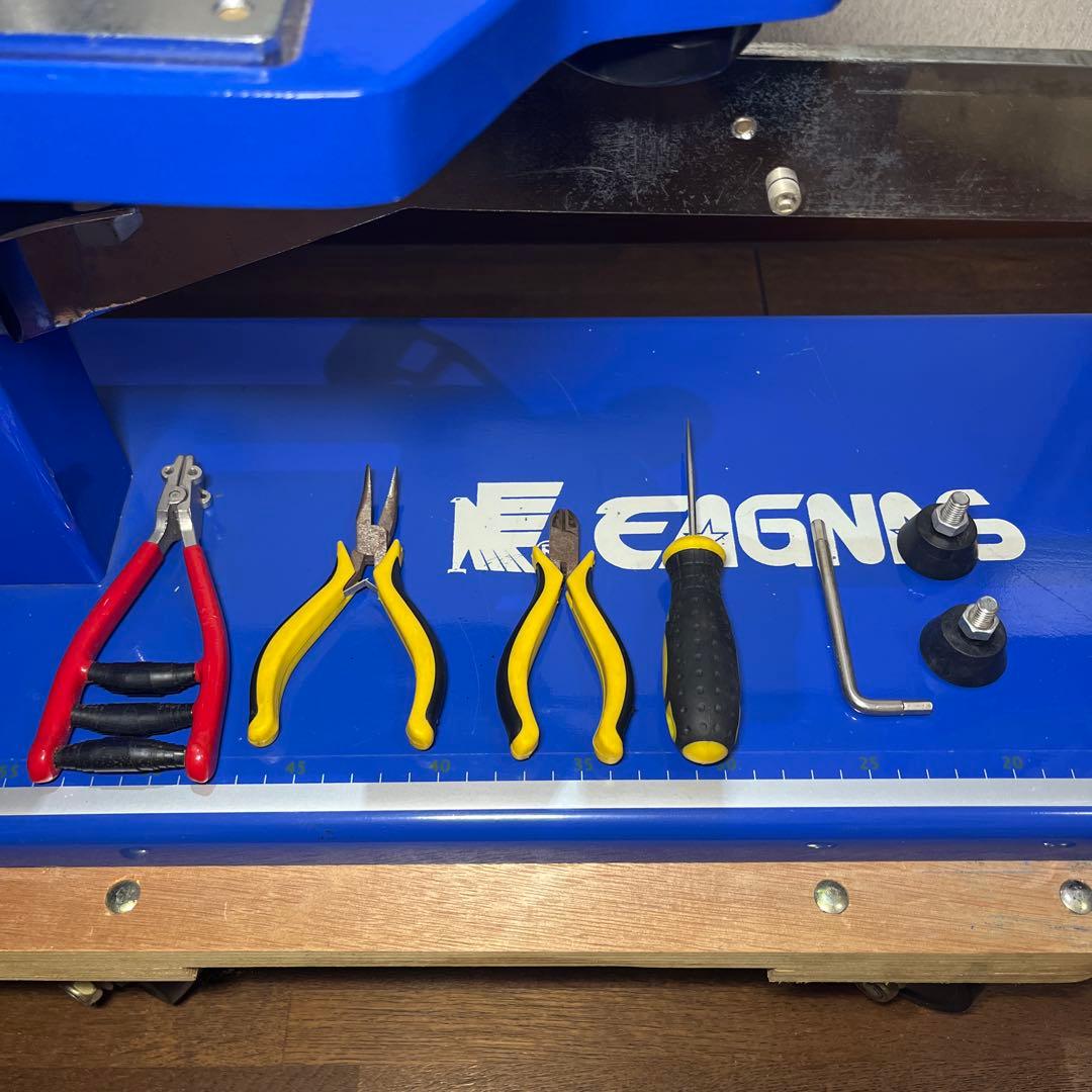 ストリングマシーン　ガット張り機　硬式テニス