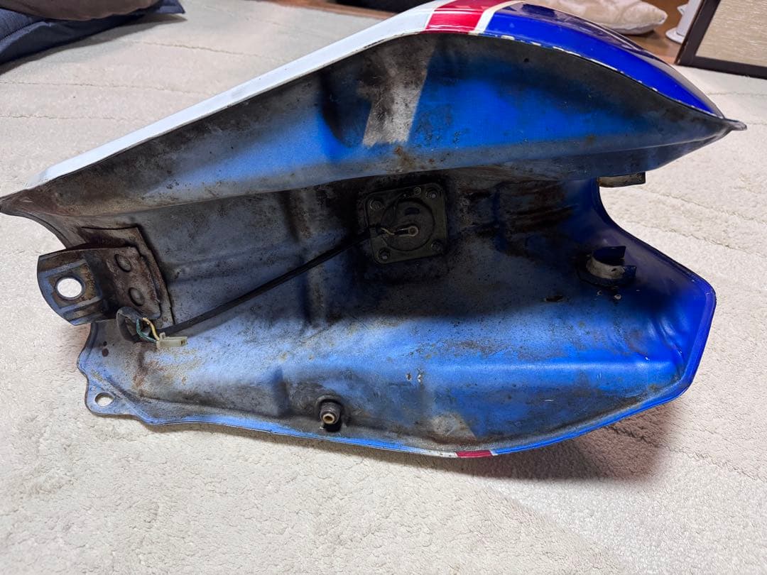 HONDA cbx400ガソリンタンク