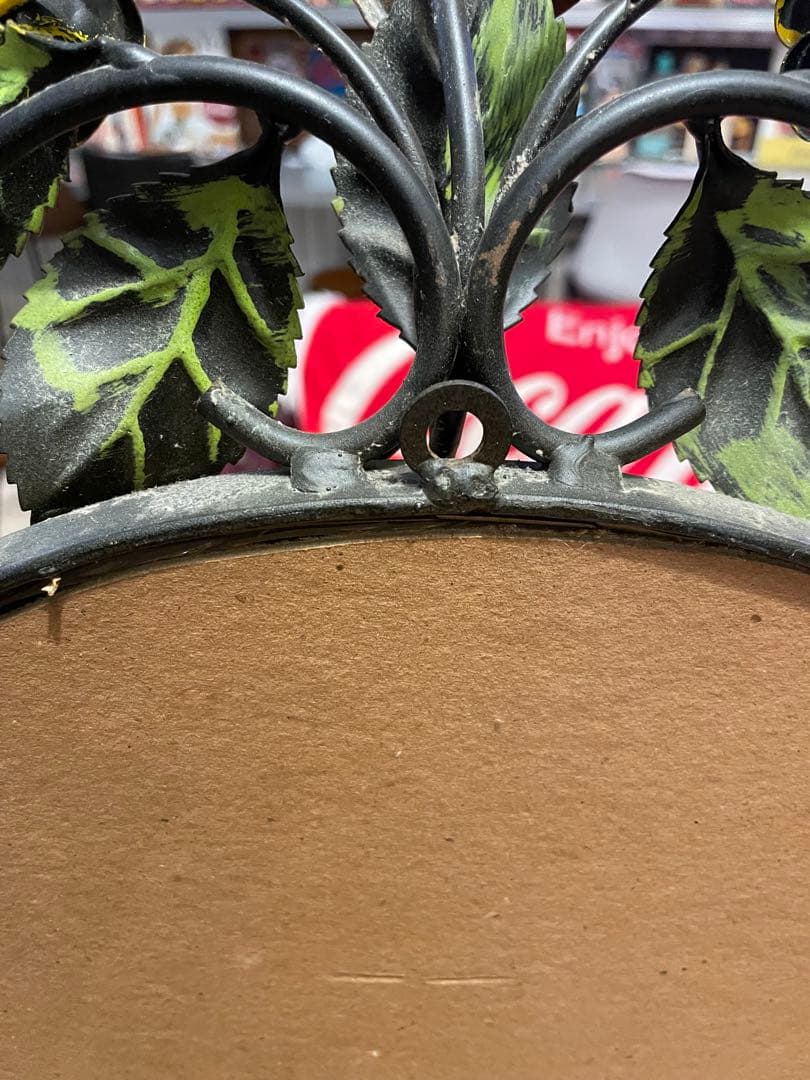 バラ装飾の楕円形壁掛け鏡