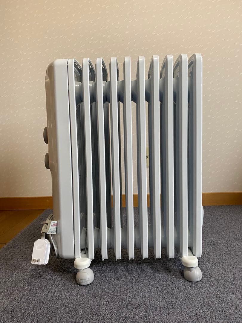 良品 デロンギ オイルヒーター RHJ35M1015-LG