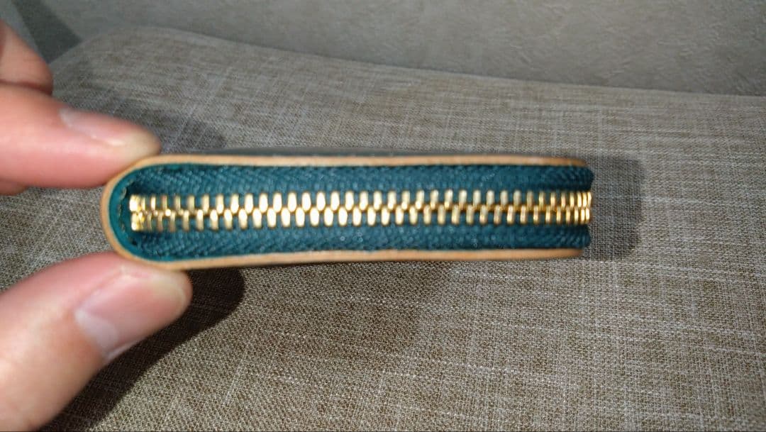 一点物★未使用★リアクト（Re-ACT）コードバンL字ファスナー財布　レザー