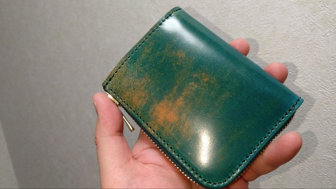 一点物★未使用★リアクト（Re-ACT）コードバンL字ファスナー財布　レザー