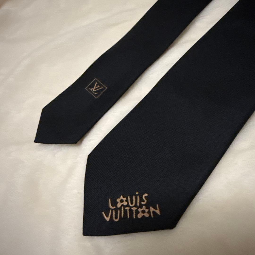 LOUIS VUITTON Dog LOGO ネクタイ