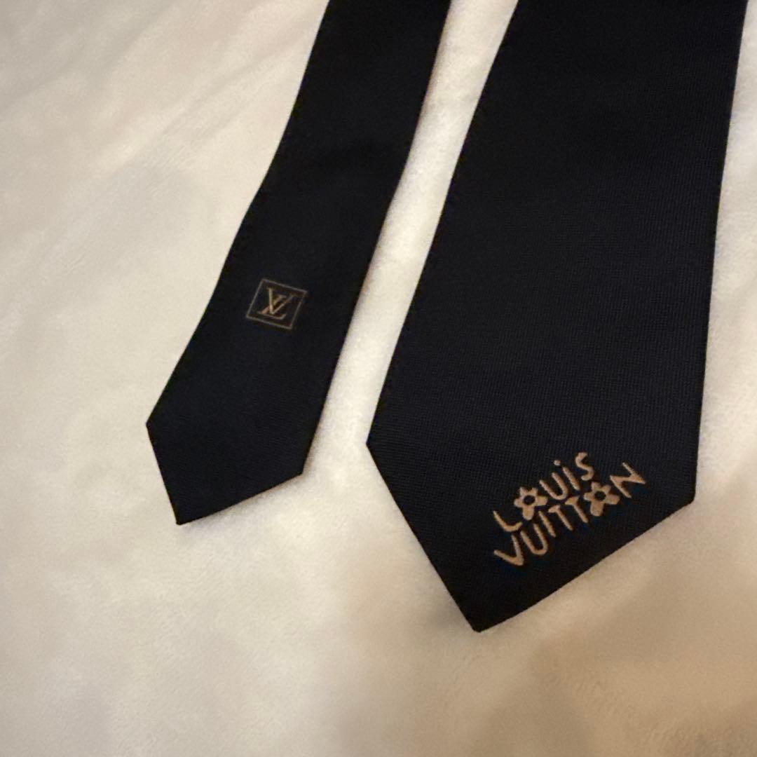 LOUIS VUITTON Dog LOGO ネクタイ