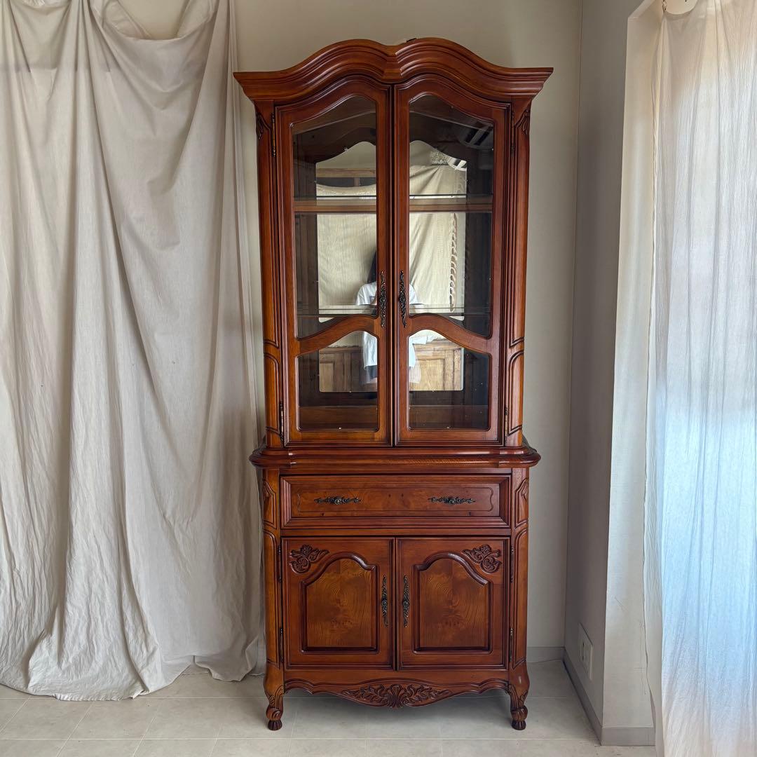 イタリア　ガラス　キャビネット　カップボード　飾り棚　アンティーク　ヨーロピアン