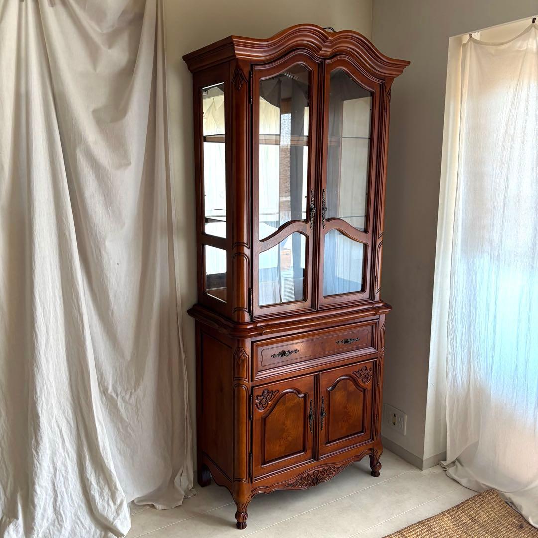 イタリア　ガラス　キャビネット　カップボード　飾り棚　アンティーク　ヨーロピアン