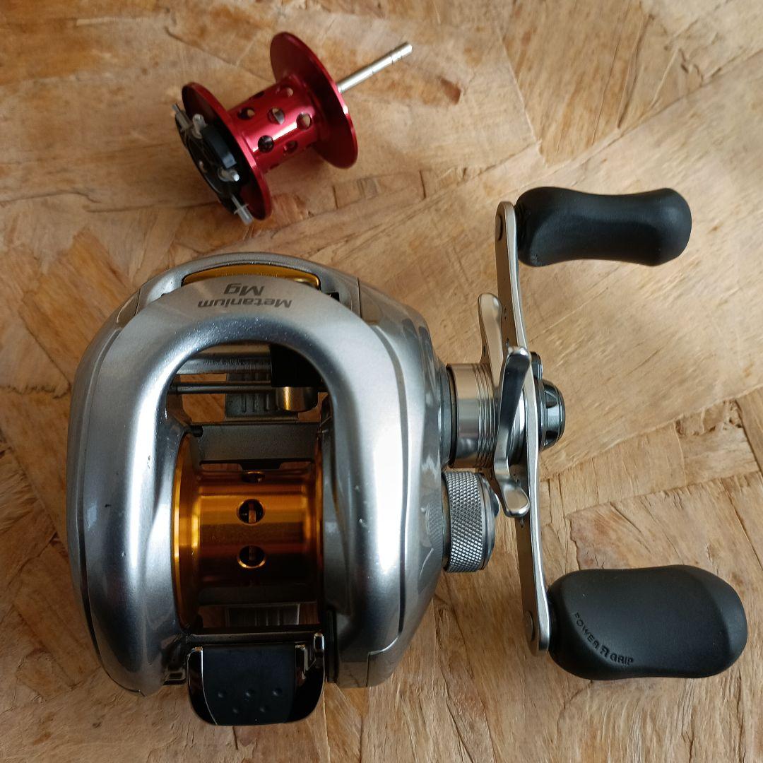 シマノ　07メタニウムMg右巻き （夢屋　07メタニウムMg用深溝スプール付き）