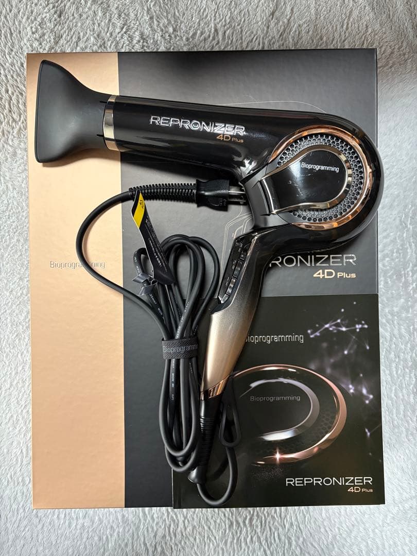 ヘアビューロン4d ドライヤー　2025.5月末に購入　箱あり　美品