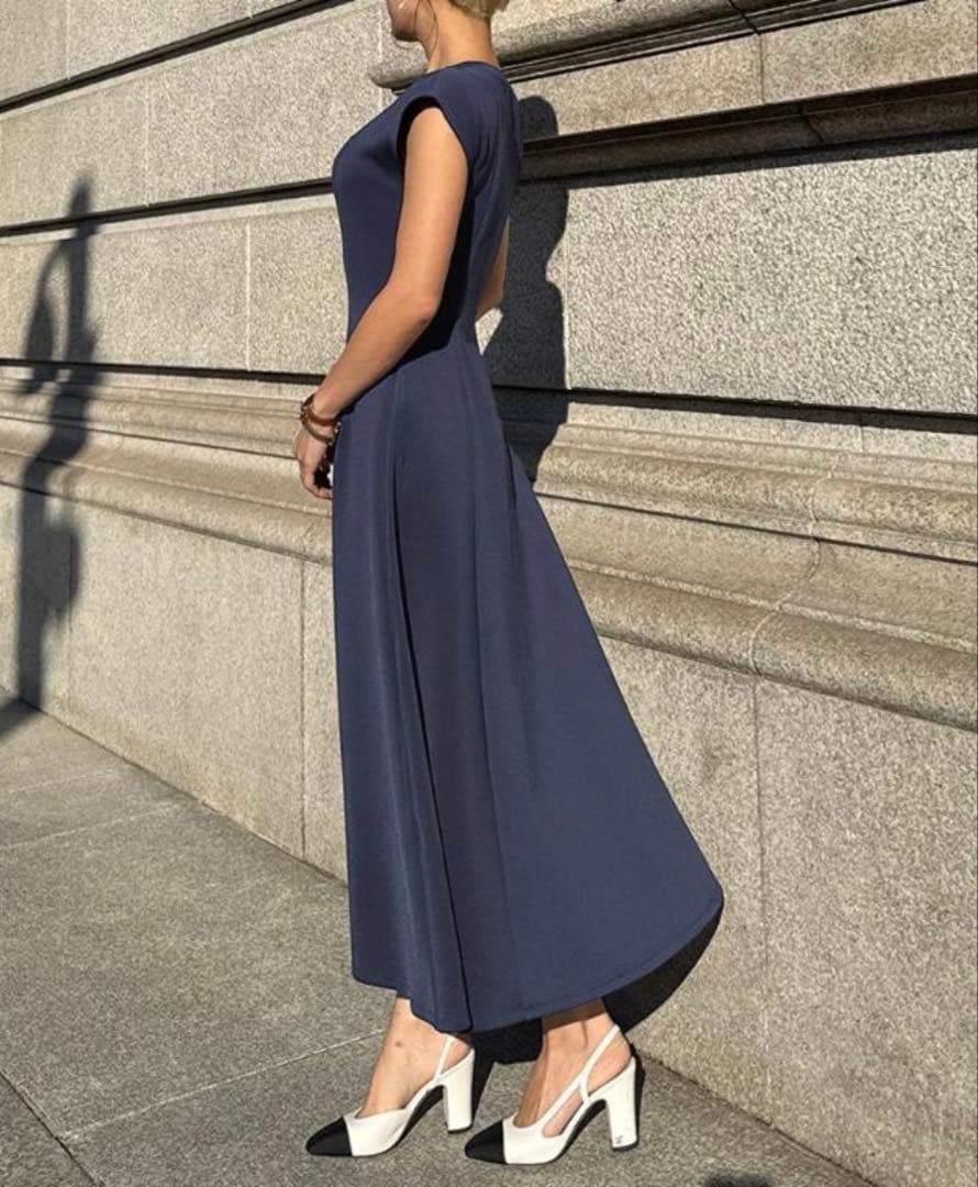 完売✨JENNE フレンチ美シルエットとろみワンピース ネイビーM