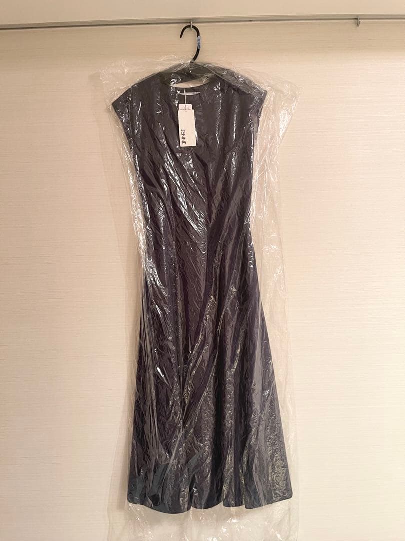 完売✨JENNE フレンチ美シルエットとろみワンピース ネイビーM