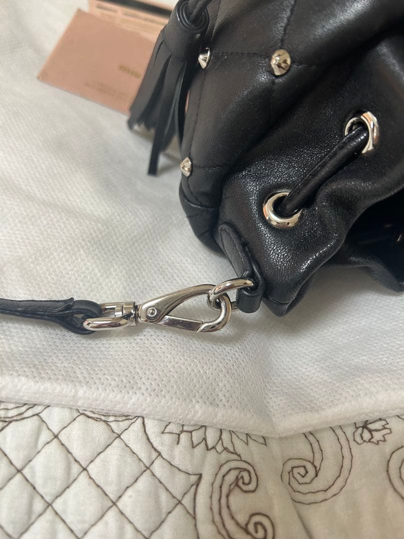 ミュウミュウ　スタッズ　ショルダーバッグ