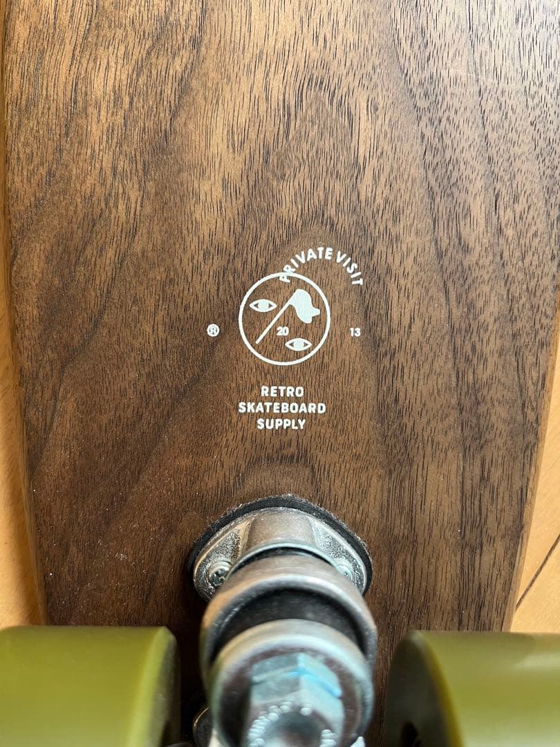 シンゴマン　PRIVATE VISIT スケートボード　※予備ウィール付き