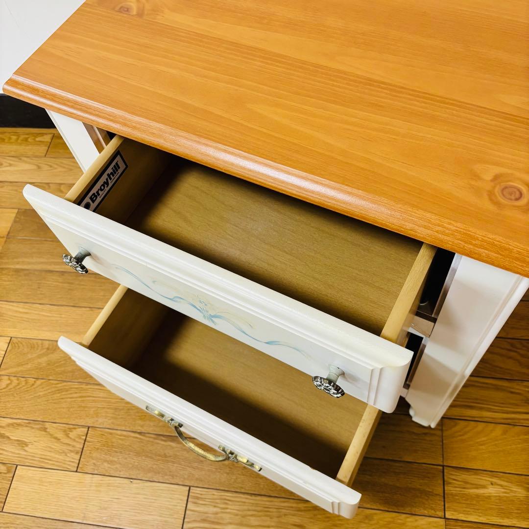 Broyhill ブロイヒル サイドテーブル ナイトテーブル送料込み