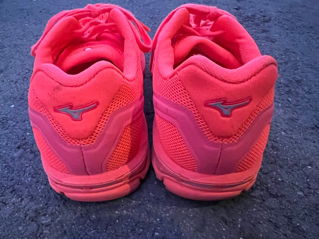 ミズノ　シューズ　ランニングシューズ　25cm