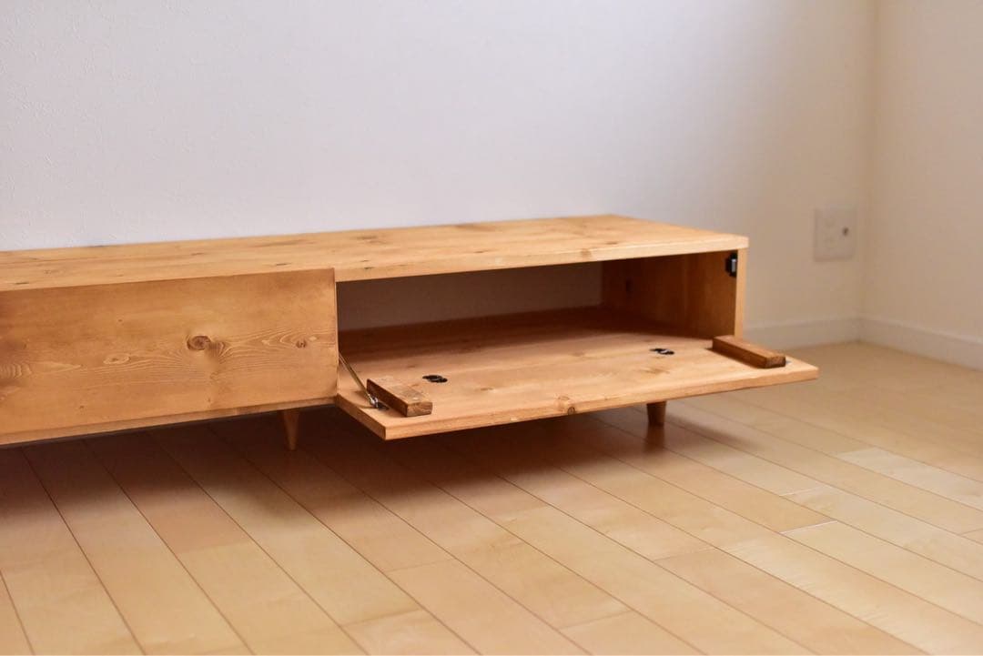 無垢材】テレビボード150 オーク色　木脚　北欧風　無垢材