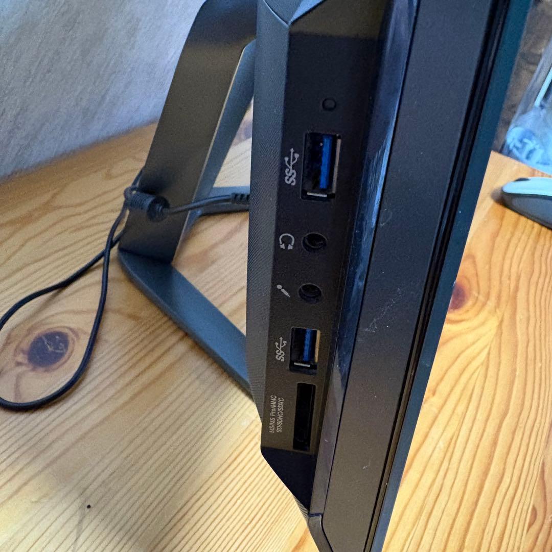 レノボ一体型パソコン・Core i5・windows 11・SSD搭載