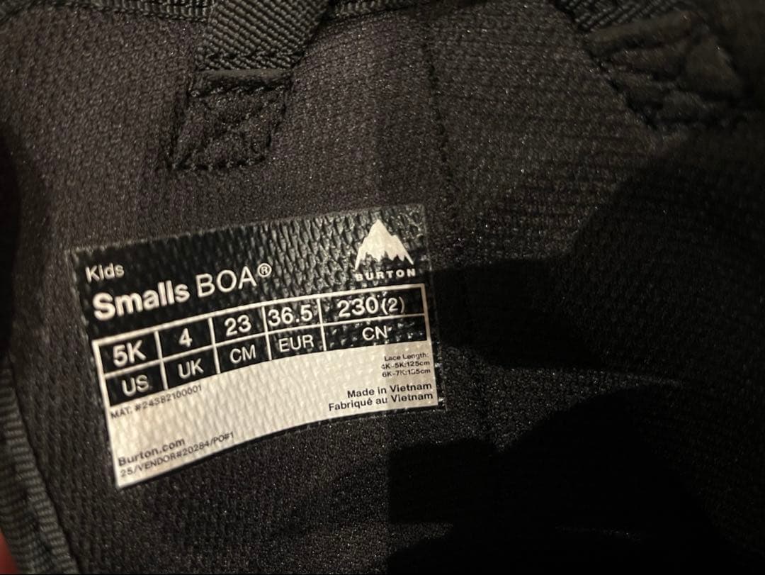 美品バートンBURTON スノーボードブーツキッズSmalls BOA23.0