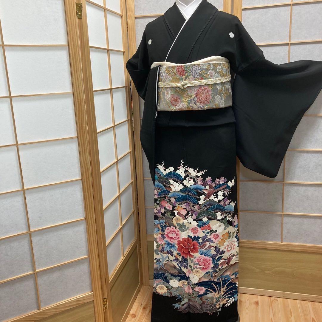 ［3110］黒留袖 美品 鴛鴦 作家物 比翼付 友禅 五つ紋 蔦 正絹 着物 袷