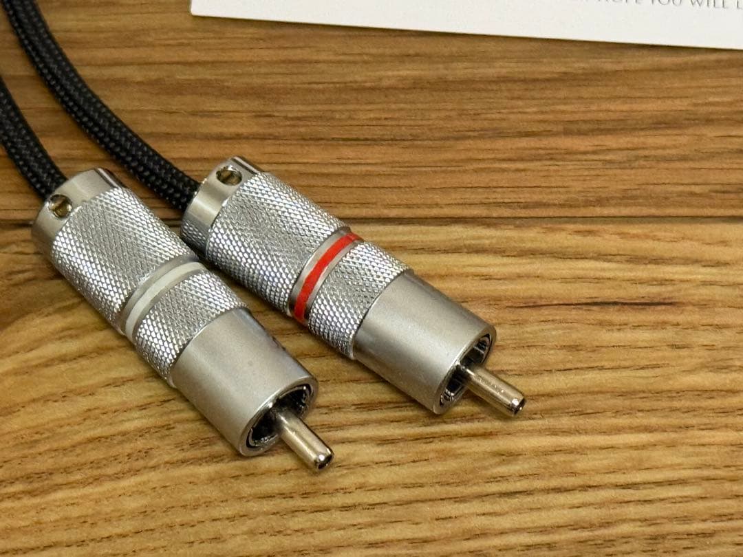 ケーブル・シールド ESSENCE AUDIO 3.5mm to RCA