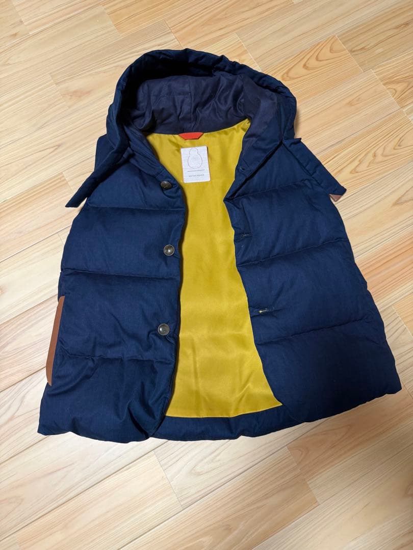 美品パラスパレス　フード付きダウンベスト　ネイビー