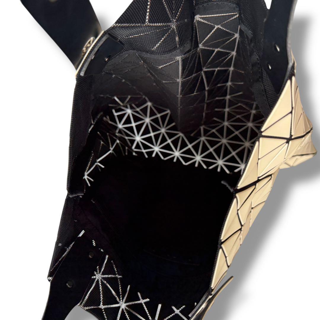 BAOBAO イッセイミヤケ 1146 ハンドバッグ アイボリー