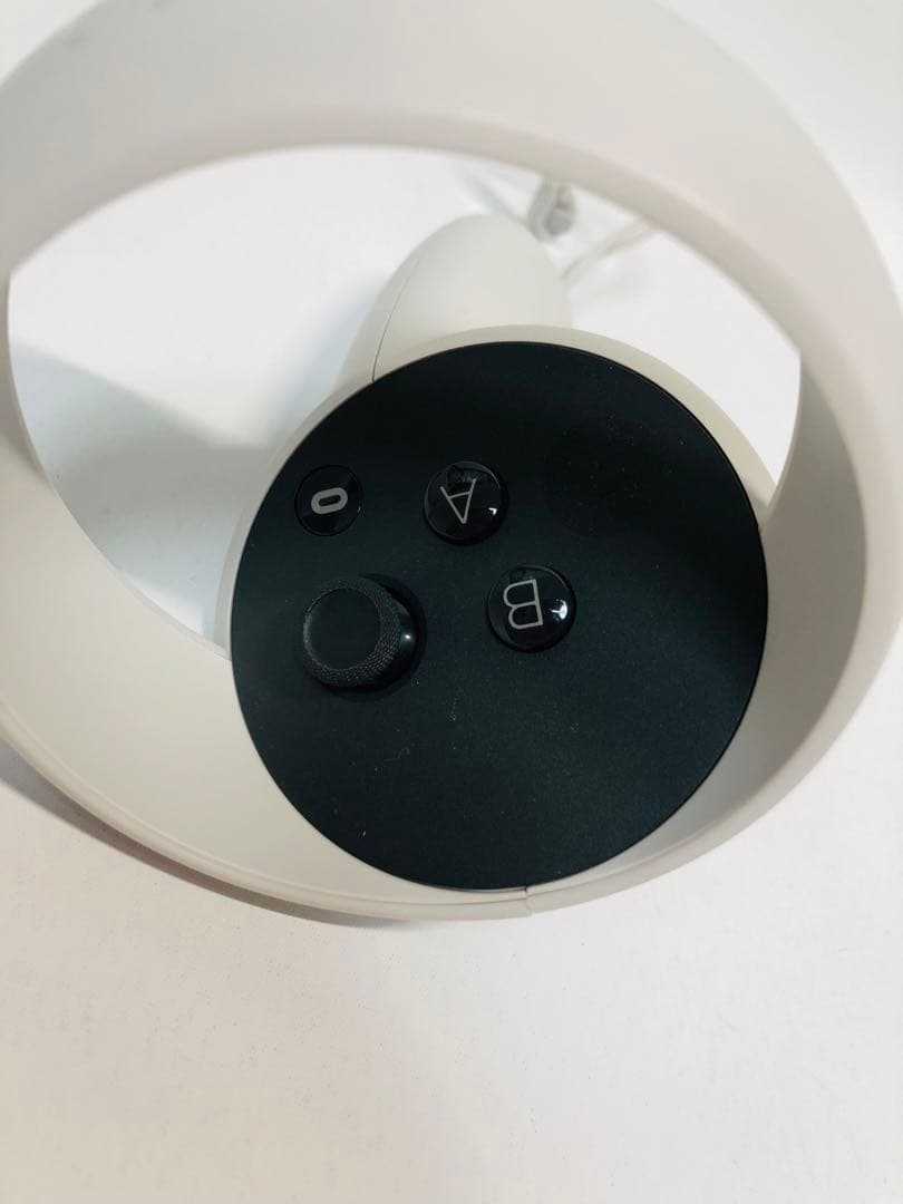 【匿名配送】 Quest 2 128GB VRヘッドセット【中古】