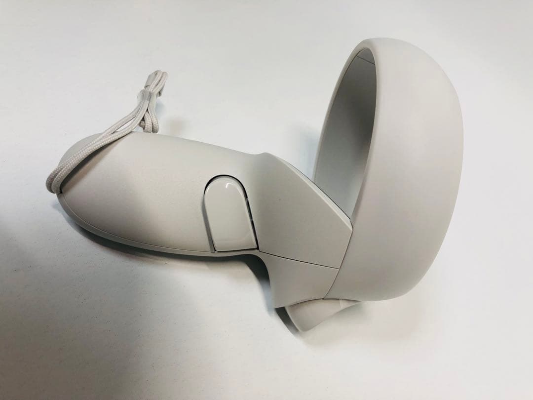 【匿名配送】 Quest 2 128GB VRヘッドセット【中古】