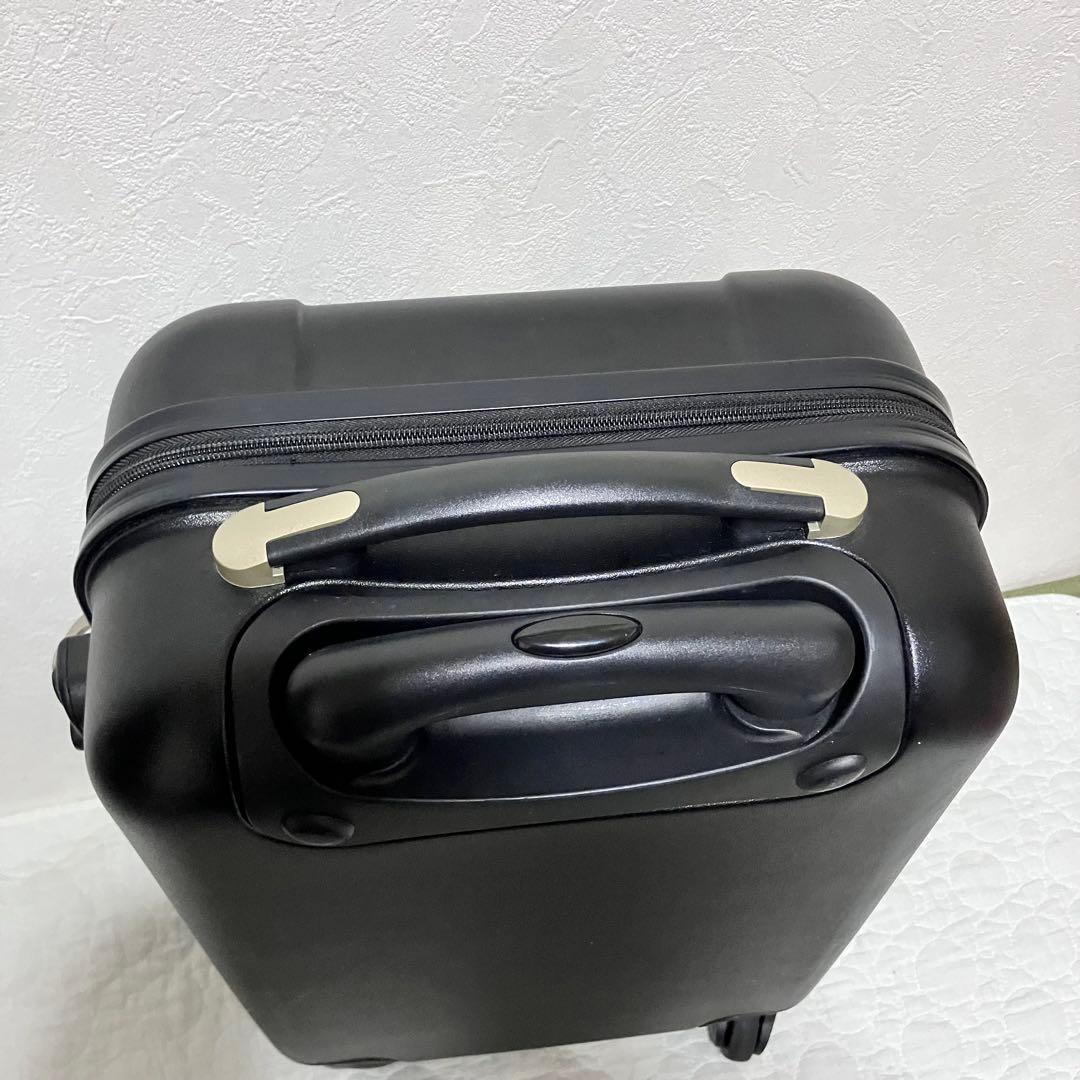 【希少】サンリオ(SANRIO) ハローキティ キャリーバッグ(リボン)