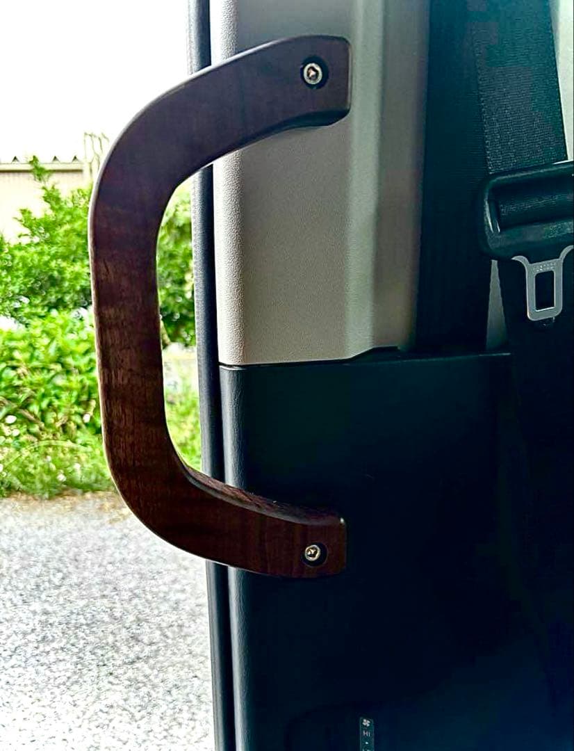 ウォールナット アシストグリップ　5点セット、ワゴンハイエース用