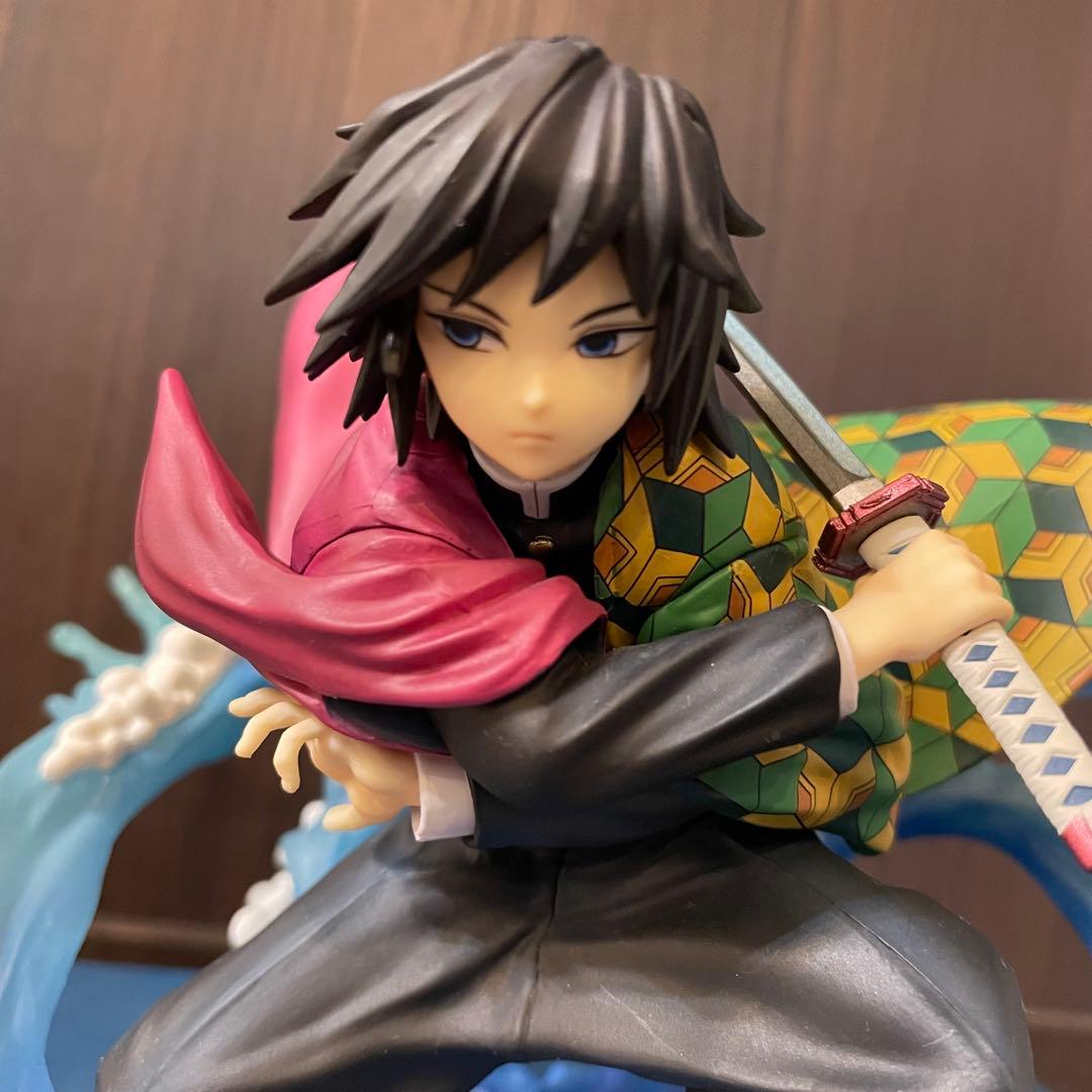 冨岡義勇 フィギュアーツZERO 中古