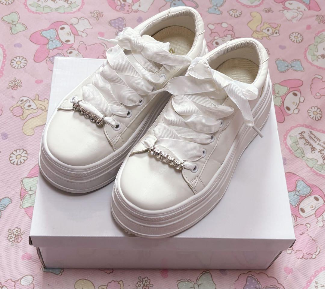 ★美品★ evelyn ビジューラインスニーカー ★